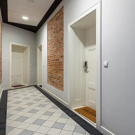 아파트 Old Town *